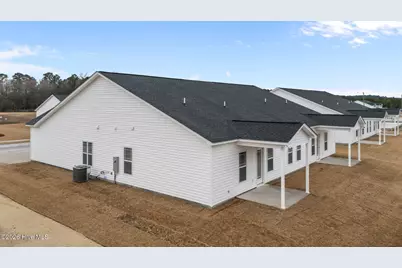 4228 Laurel Ridge Drive #B, Greenville, NC 27834 - Photo 4