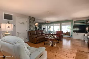 810 Madam Moores Ln, New Bern, NC 28562 - Photo 14