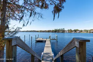 810 Madam Moores Ln, New Bern, NC 28562 - Photo 6