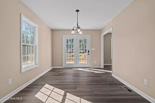 217 Beech St, Hamlet, NC 28345 - Photo 6