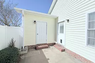 2050 Briarwood Dr, Kinston, NC 28501 - Photo 18