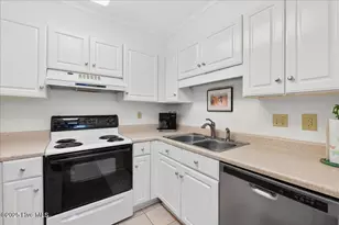 240 W 2nd St, Ocean Isle Beach, NC 28469 - Photo 28