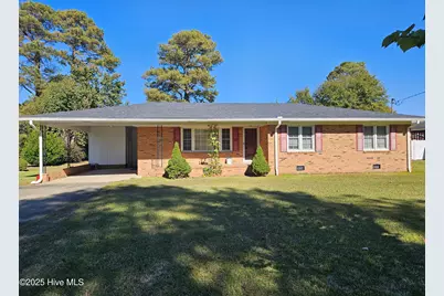 124 Kimberly Drive, Clinton, NC 28328 - Photo 2