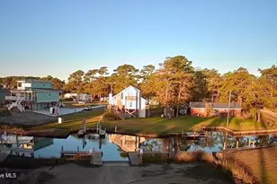 306 Joan Ct, Beaufort, NC 28516 - Photo 58