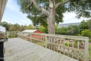 303 Live Oak St, Emerald Isle, NC 28594 - Photo 70