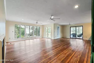 303 Live Oak St, Emerald Isle, NC 28594 - Photo 16