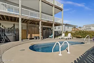 1318 N New River Dr, Surf City, NC 28445 - Photo 2