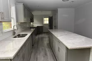 1103 Vance Dr, Tarboro, NC 27886 - Photo 6
