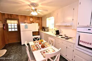 37 Wimberly Ave, Rocky Mount, NC 27804 - Photo 12