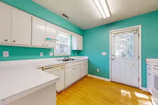 212 Forest Park Dr, New Bern, NC 28562 - Photo 8