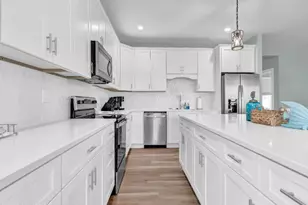 822 S Topsail Dr, Surf City, NC 28445 - Photo 22