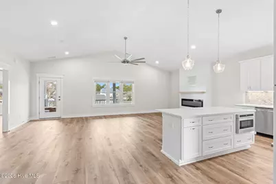 204 NE 33rd Street, Oak Island, NC 28465 - Photo 8