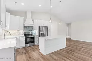204 NE 33rd St, Oak Island, NC 28465 - Photo 14
