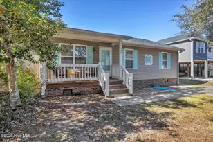 135 NE 36th St, Oak Island, NC 28465 - Photo 6