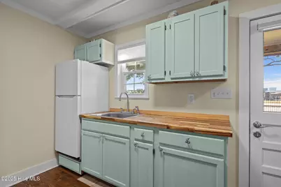 3413 Taylor Street, Morehead City, NC 28557 - Photo 14