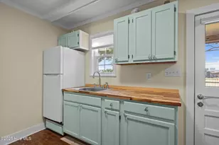 3413 Taylor St, Morehead City, NC 28557 - Photo 14