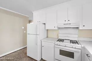 962 Taft Rd SW, Supply, NC 28462 - Photo 8