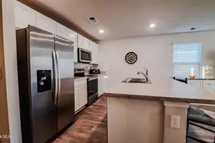 209 Ashworth Dr, Tabor City, NC 28463 - Photo 4