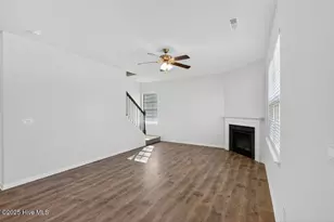 4444 Marthas Vlg Ln, Ayden, NC 28513 - Photo 4
