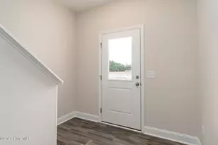 102 Palo Alto Park Dr, Maysville, NC 28555 - Photo 6