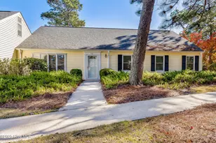 12 Village Green Cir, Southern Pines, NC 28387 - Photo 2