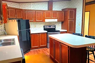 723 W Broad St, Beulaville, NC 28518 - Photo 18