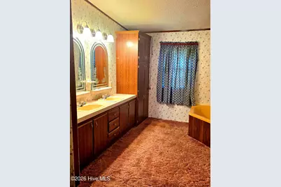 723 W Broad Street, Beulaville, NC 28518 - Photo 22