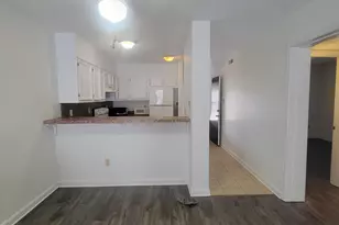 313 Lake Place Condo Dr, Elizabethtown, NC 28337 - Photo 10
