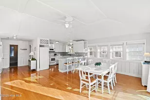 23 Richmond St, Ocean Isle Beach, NC 28469 - Photo 12