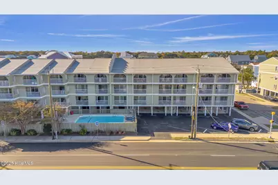 200 Lake Park Boulevard S #8a, Carolina Beach, NC 28428 - Photo 1