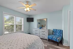 313 Loblolly St, Emerald Isle, NC 28594 - Photo 18