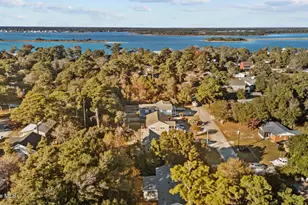 313 Loblolly St, Emerald Isle, NC 28594 - Photo 46