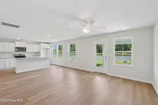 8 E Pioneer Wy, Hampstead, NC 28443 - Photo 6