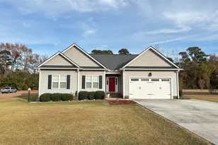 216 Beaverdam Dr, Clinton, NC 28328 - Photo 2