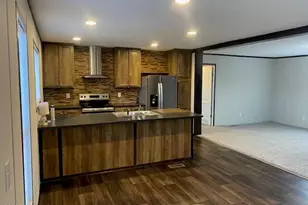 454 Whitehurst Ln, Tarboro, NC 27886 - Photo 2