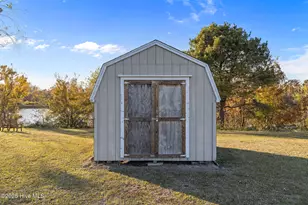 625 Garner Chapel Rd, Mount Olive, NC 28365 - Photo 8