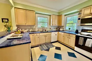 3340 N Green St, Farmville, NC 27828 - Photo 6