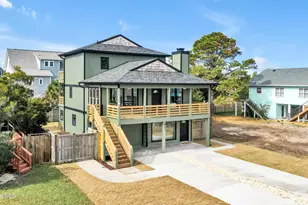 917 Riptide Ln, Carolina Beach, NC 28428 - Photo 2