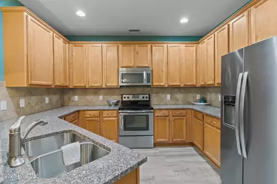 2537 St James Drive #Apt 102, Southport, NC 28461 - Photo 12