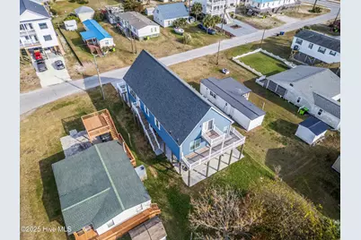 3011 3rd Street, Surf City, NC 28445 - Photo 4