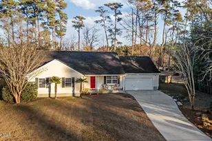 2000 Clark Ct, Morehead City, NC 28557 - Photo 2