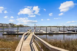 111 Florida Ave, Carolina Beach, NC 28428 - Photo 44