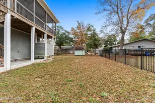 205 NE 59th St, Oak Island, NC 28465 - Photo 54