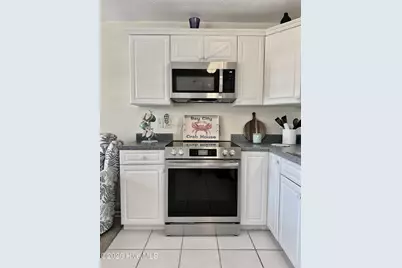 305 N Topsail Drive #5, Surf City, NC 28445 - Photo 6
