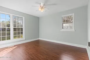 821 S Shore Dr, Southport, NC 28461 - Photo 32