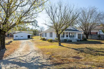 100 North Boulevard, Clinton, NC 28328 - Photo 1