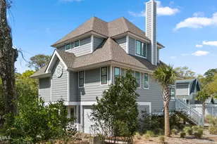 121 N Bald Head Wynd, Bald Head Island, NC 28461 - Photo 2