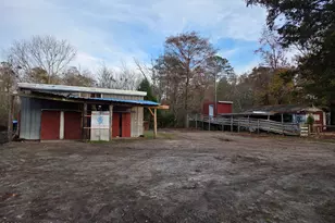 323 E Chatham St, Newport, NC 28570 - Photo 1