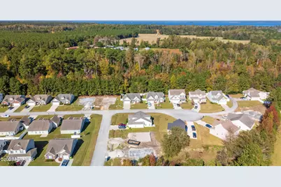 302 Hawks Bluff Drive, New Bern, NC 28560 - Photo 36