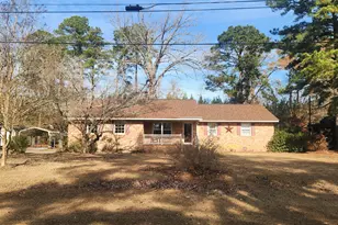 727 Fairlane Dr, Grifton, NC 28530 - Photo 1
